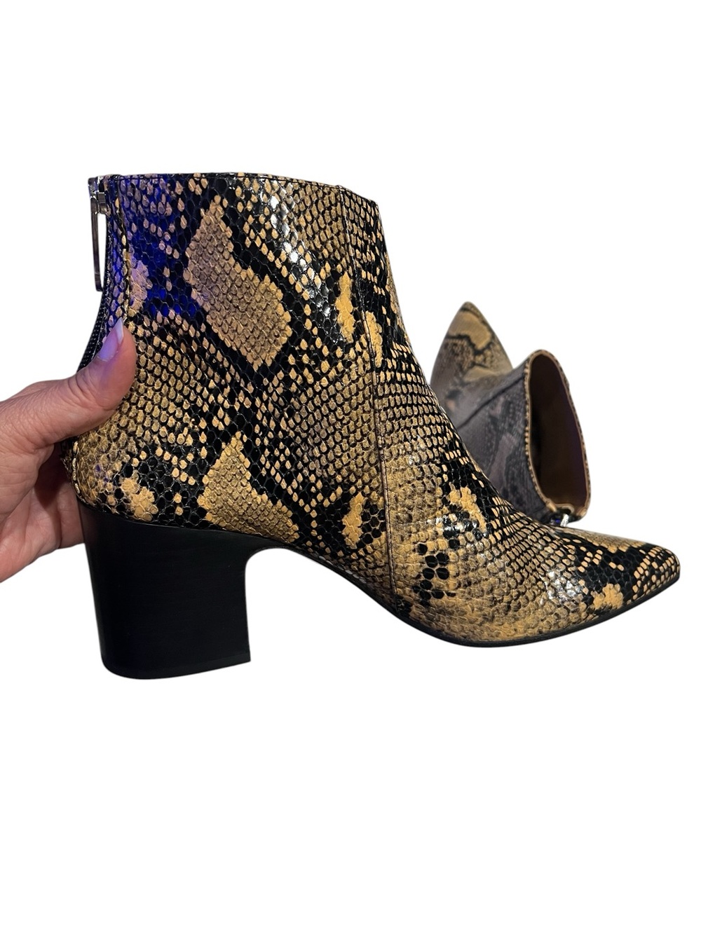 Nomasei snake-print ankle boots featuring a pointed toe and block heel size 41.5 - Picture 3 of 9